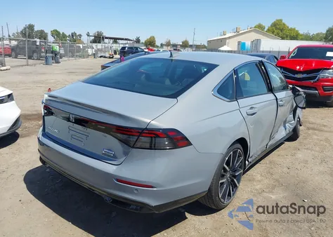 2025 Honda Accord Hybrid Touring from USA, damaged, VIN 1HGCY2F8XSA061966
